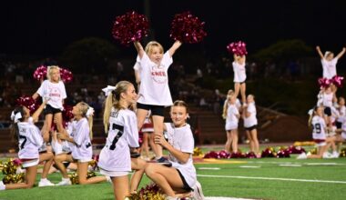 Junior cheerleaders shine during halftime show with Torrey Pines Cheer – San Diego Union-Tribune