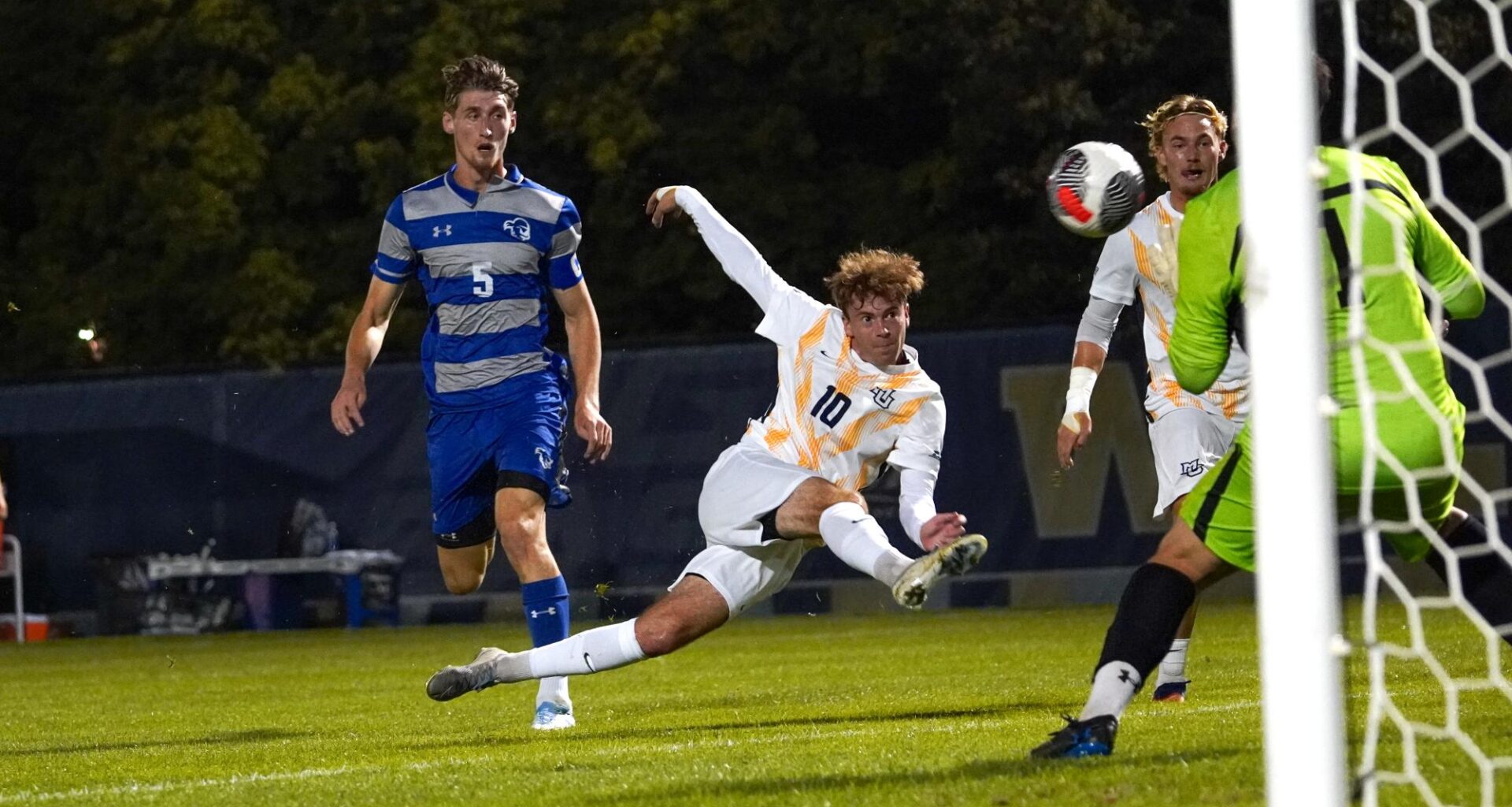 Marquette Men's Soccer Falls 2-0 to Seton Hall, Stays Winless in Big East