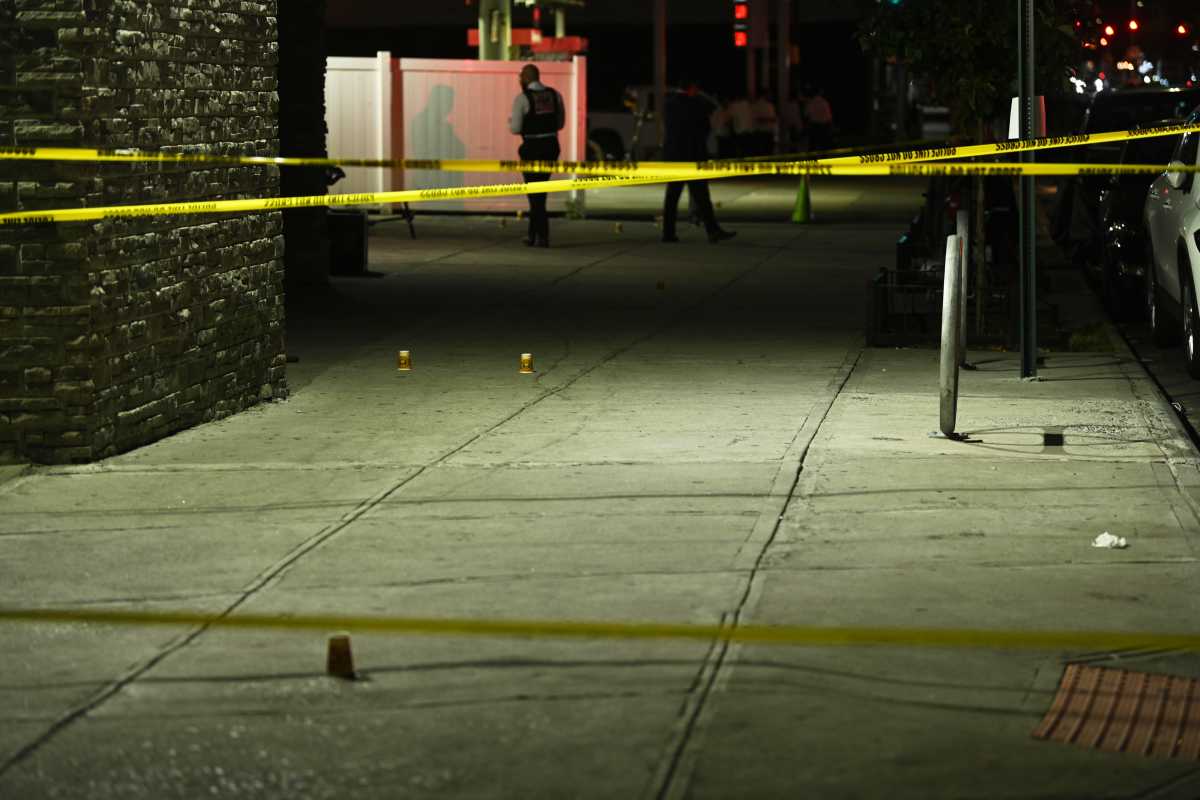 Shootings in the Bronx and Brooklyn leaves one dead, another fighting for his life