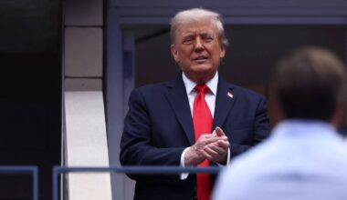 Donald Trump’s U.S. Open final appearance draws mixed reaction, prompts delay