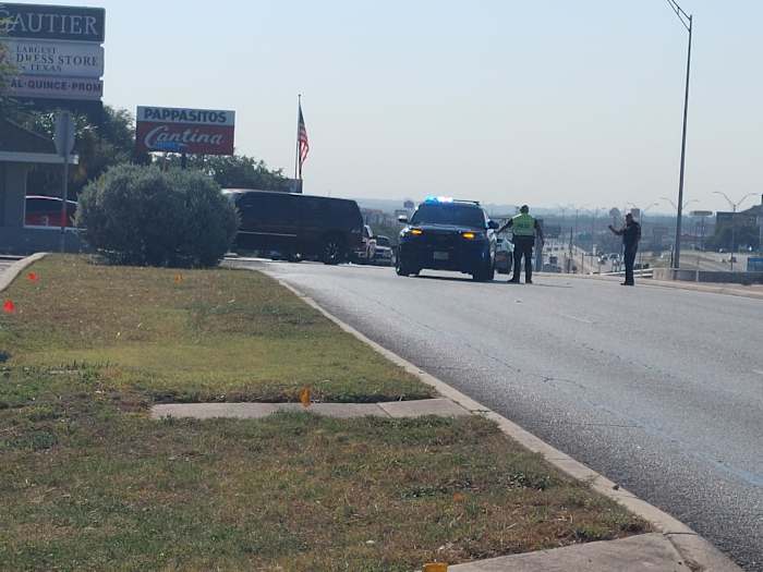 SAPD asks drivers to avoid I-10 westbound near Huebner Road amid investigation