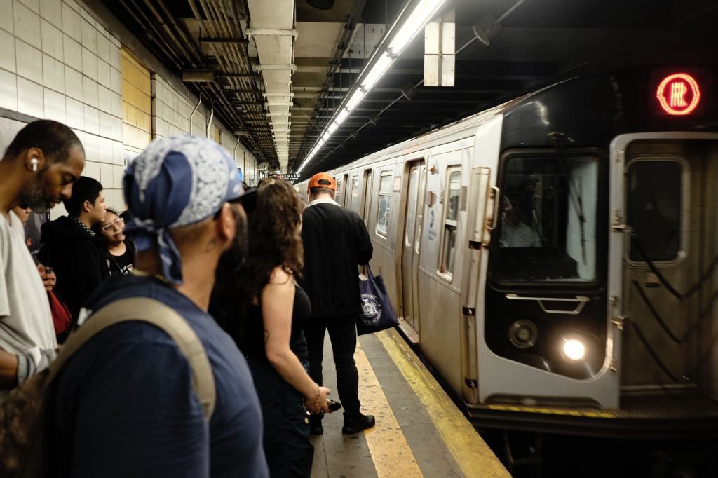 MTA tweaks R train for better Brooklyn service