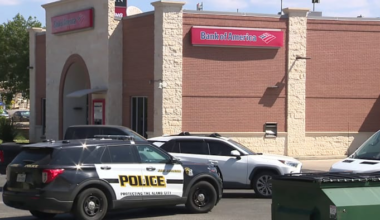 3 men flee scene of North Side ATM robbery in white BMW, San Antonio police say