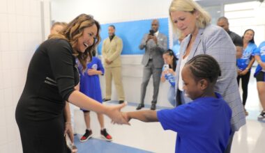 NYC Chancellor visits brand new Staten Island Rise Academy in Travis