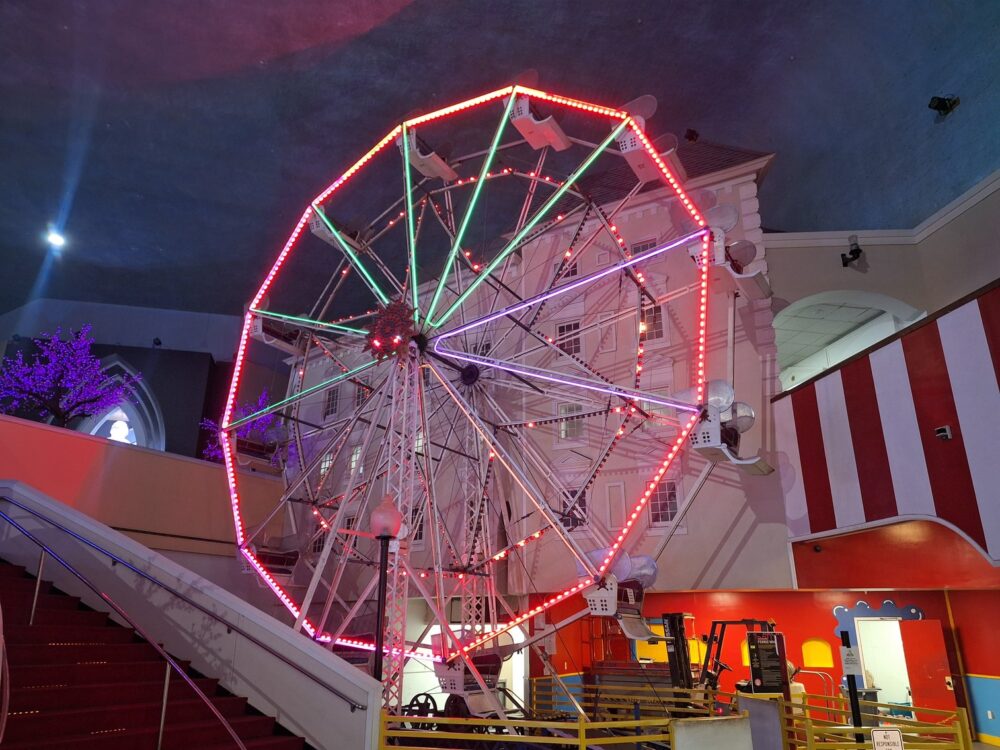 Houston Funplex Auction