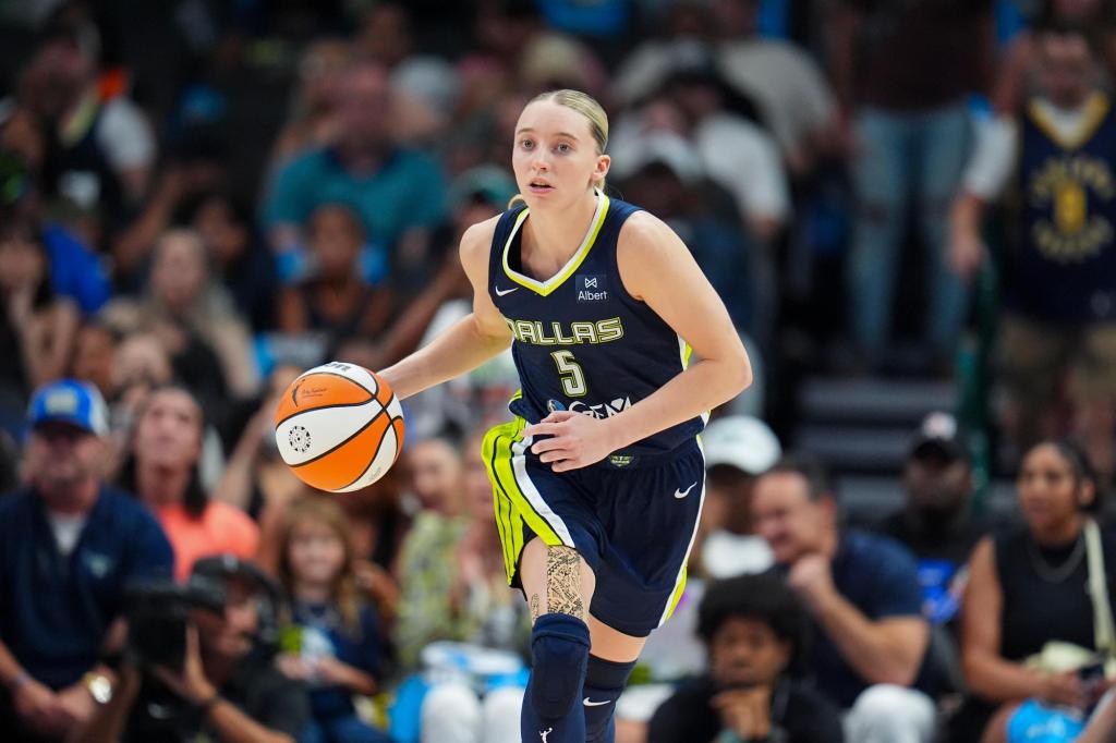 Page Bueckers differs from past AP Rookie of the Year winners