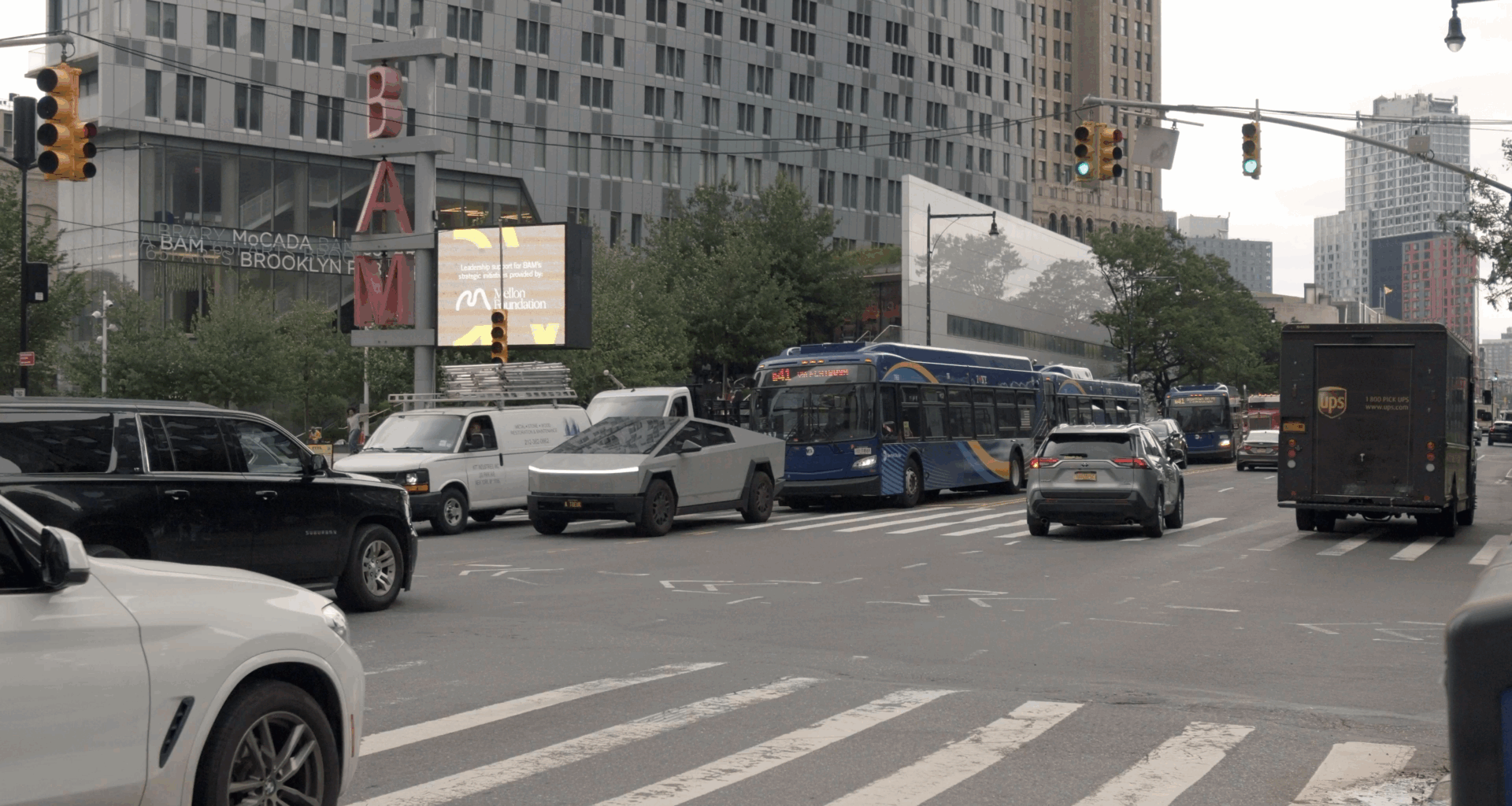 Adams Admin. Will 'Begin Installing' Flatbush Ave. Bus Lanes After Years of Dithering