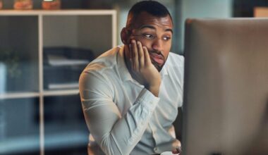 What is the ‘date them till you hate them’ trend that's coming to a workplace near you