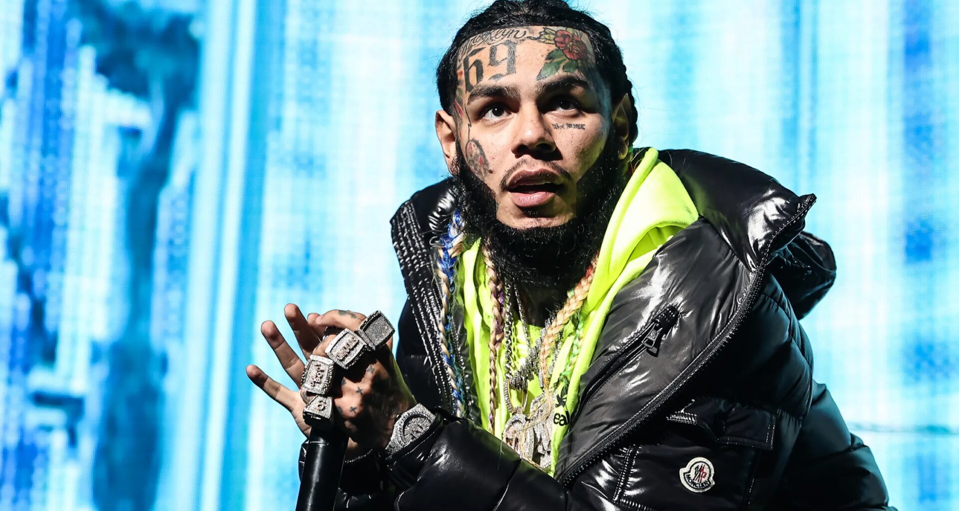 6ix9ine Says He Stole "GUMMO" Beat From Trippie Redd, Mocks His Style