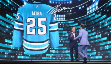 Sharks sign Michael Misa, No. 2 pick in 2025 draft, to entry-level contract