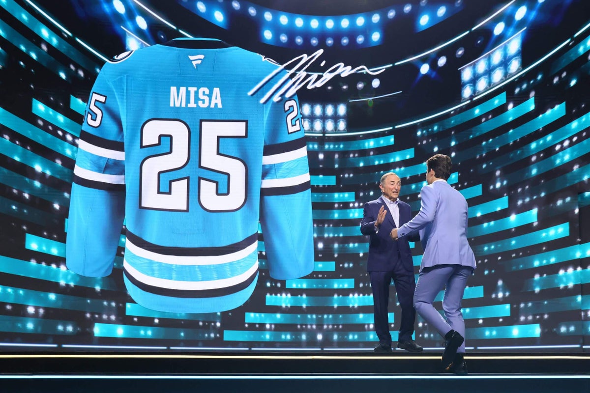 Sharks sign Michael Misa, No. 2 pick in 2025 draft, to entry-level contract