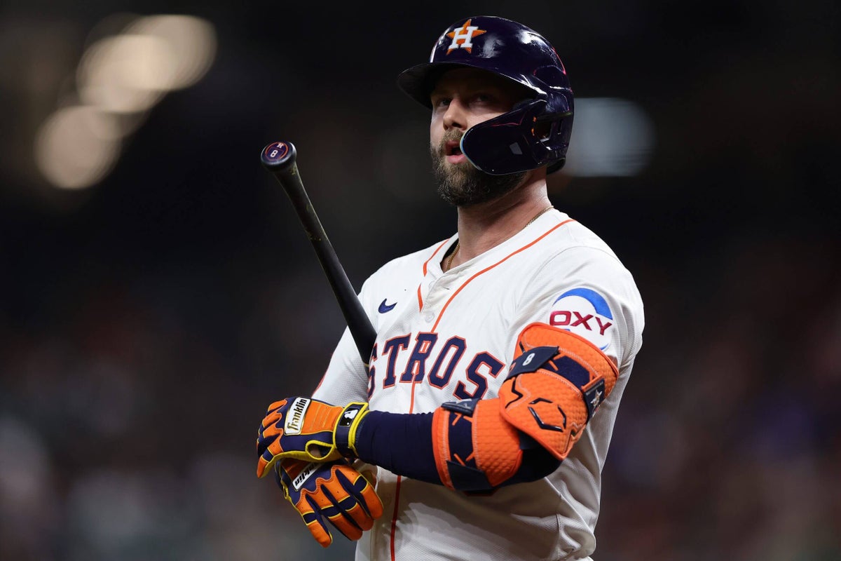 Astros sit Christian Walker in pivotal game, deepening questions about future