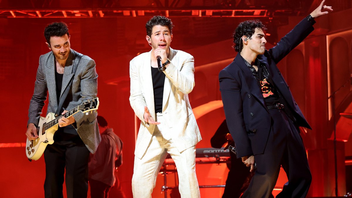 Jonas Brothers tour to make a stop in Fort Worth – NBC 5 Dallas-Fort Worth