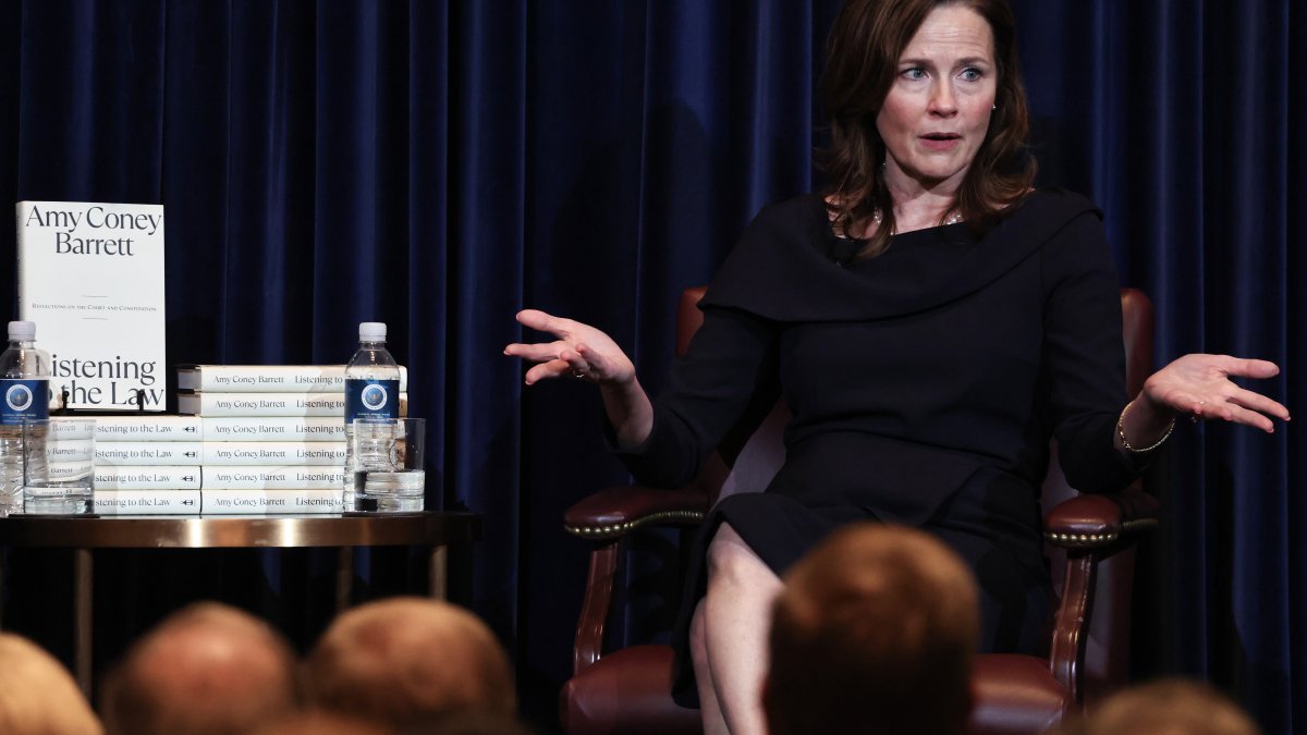 Supreme Court Justice Amy Coney Barrett visits Yorba Linda – NBC Los Angeles