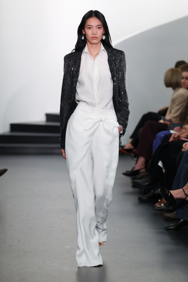 NEW YORK, NEW YORK - SEPTEMBER 10: A model walks the runway at the Ralph Lauren show during September 2025 New York Fashion Week on September 10, 2025 in New York City. (Photo by Dia Dipasupil/Getty Images)