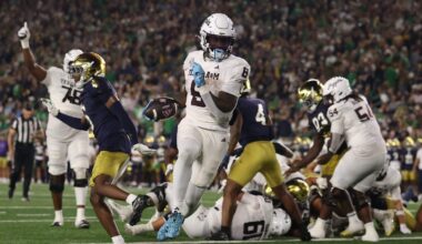 AP Top 25: Notre Dame stays in poll despite 0-2 start; Texas A&M moves up to No. 10
