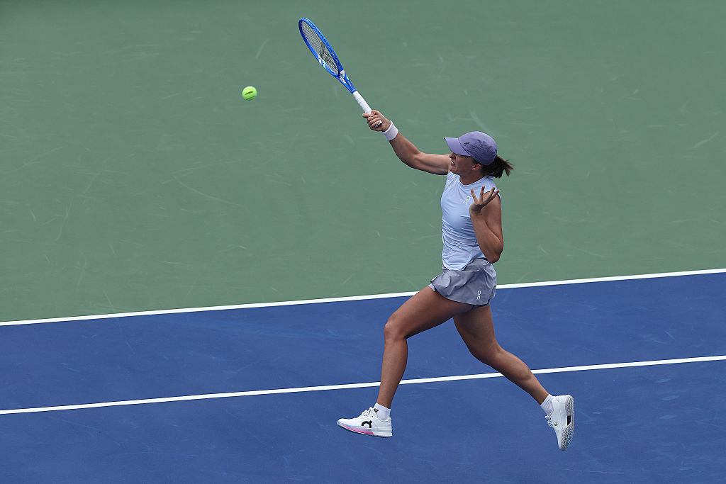 Swiatek, unfazed by quick turnaround, defeats Joint to reach Seoul final - WTA Tennis