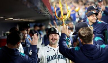 MLB playoff watch: There’s a new sheriff in the AL West; bracket, clinching scenarios