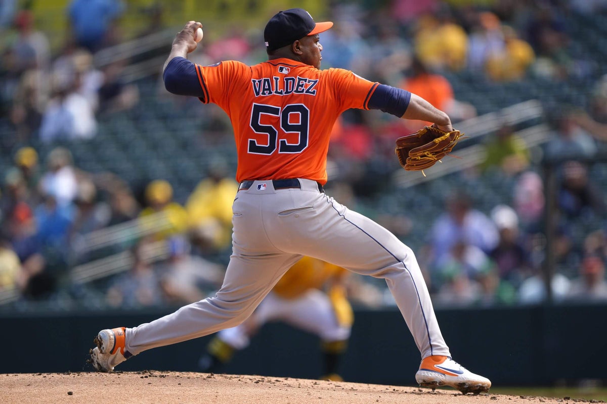 In potentially his final Astros start, Framber Valdez keeps Houston’s playoff hopes alive