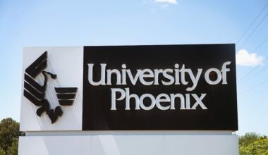 University of Phoenix Plans to Go Public
