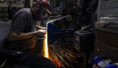 Made in Tarrant: Jeff Davidson, Fort Worth blacksmith, has been making knives since childhood