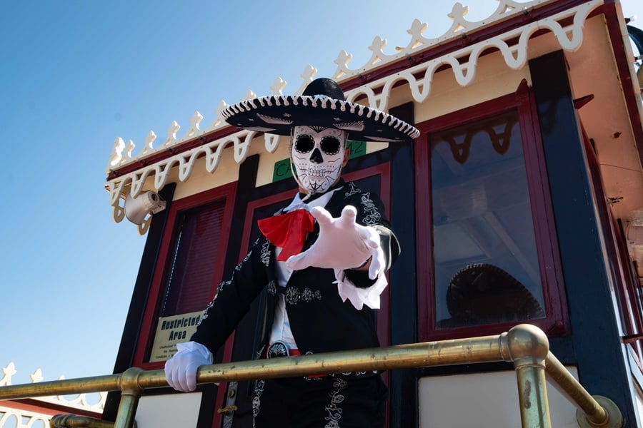 Halloween Cruise William D. Evans sternwheeler