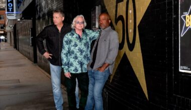 Darius Rucker Forms Supergroup With Members of R.E.M., Black Crowes