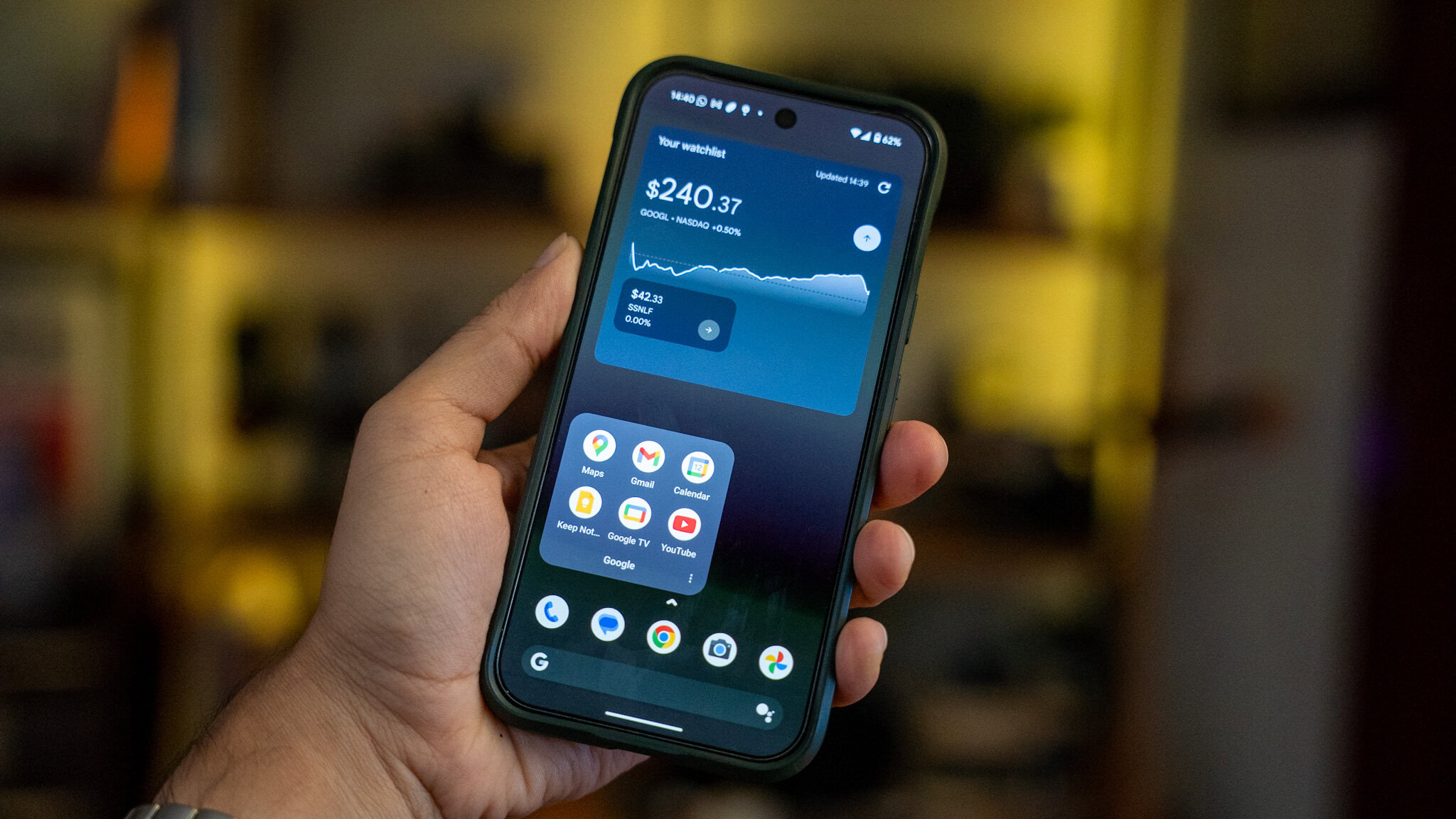 Hyperion launcher on a Pixel phone