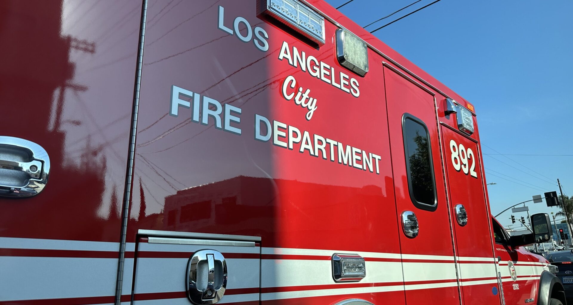 Man Refuses Medical Transport After Sustain Burns in DTLA High Rise Fire