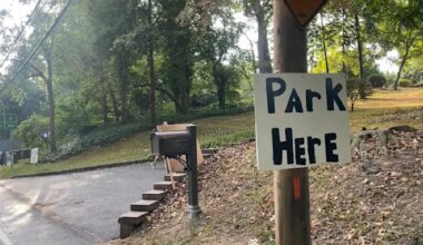 Residents near Bethpage Black renting homes and parking spaces during Ryder Cup week