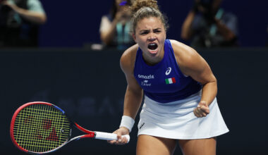 Paolini leads Italy past Ukraine to reach Billie Jean King Cup final