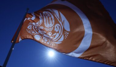 Dufferin-Peel Catholic school board told to change flag policy to mark Truth and Reconciliation Day