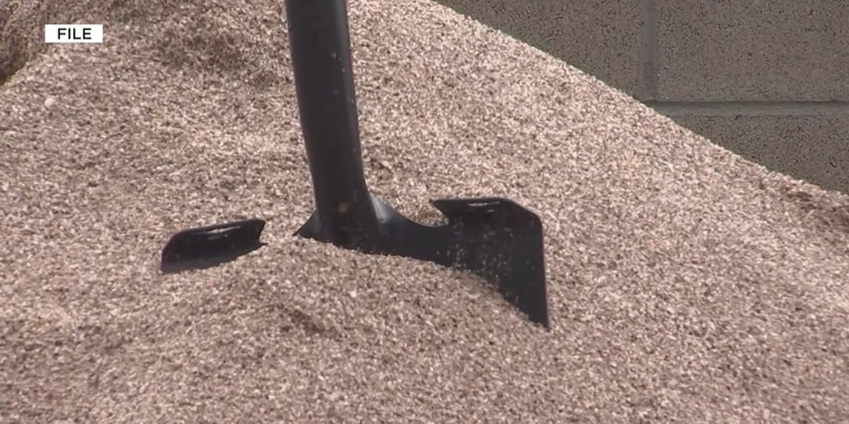 Phoenix offers residents free sand to prepare for monsoon storms