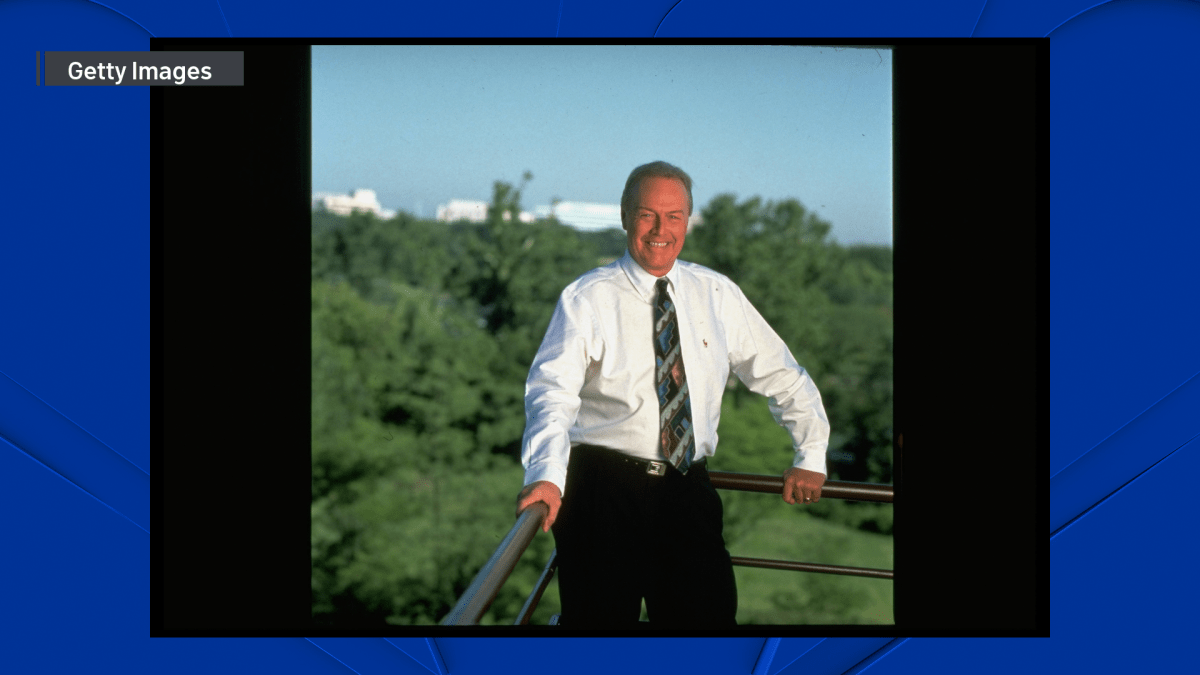 Former McDonalds CEO, Chicago-native Michael Quinlan dies at 80 – NBC Chicago