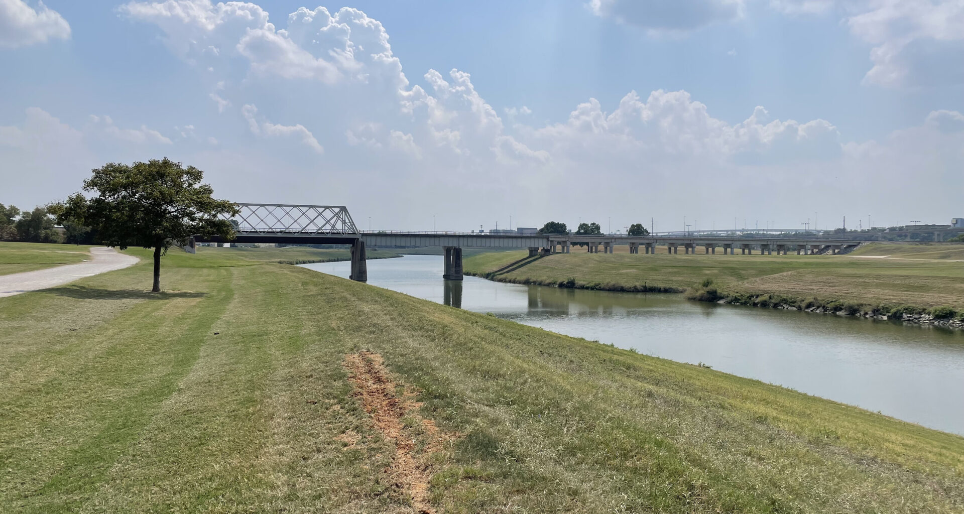 Tarrant water officials to bring more trees to Trinity River trails with help from $20K grant