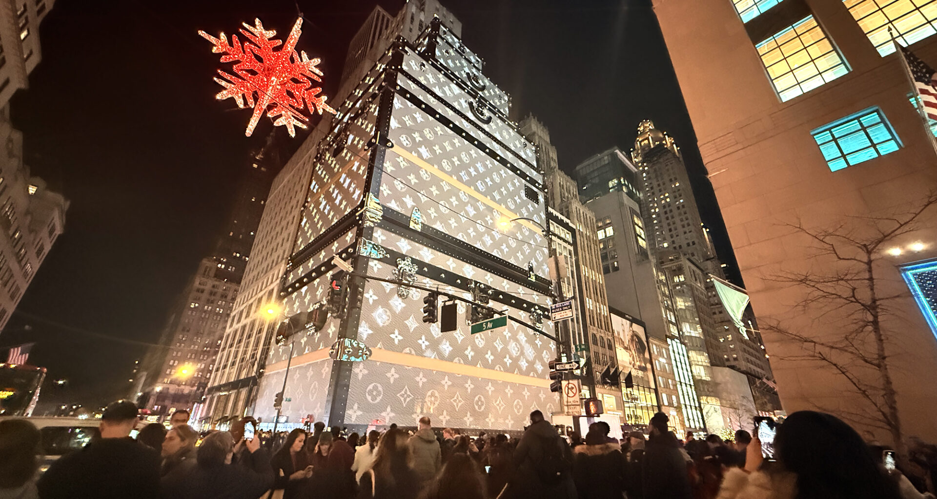 Louis Vuitton files plans for 25-story Fifth Avenue flagship