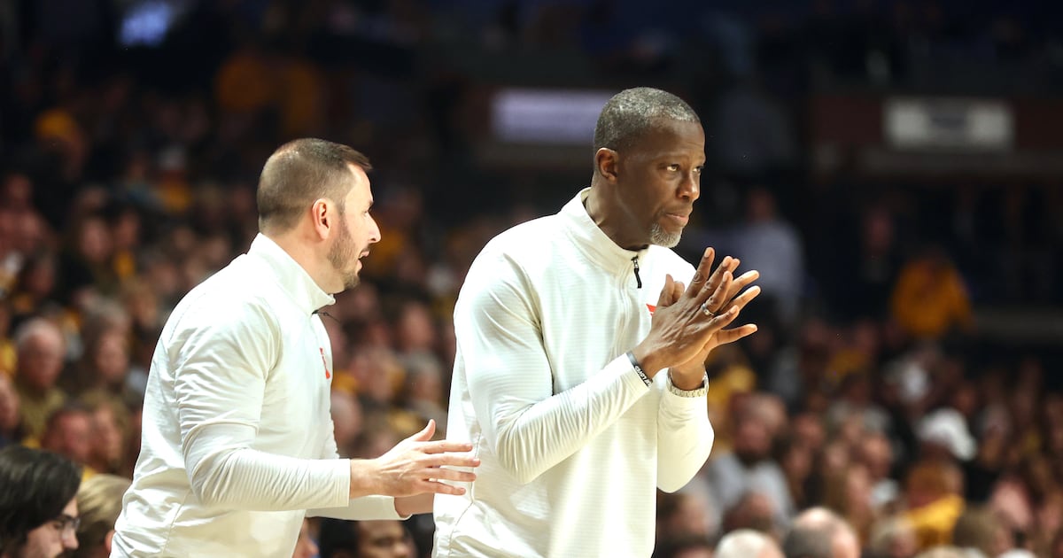 Top-100 2026 forward from North Carolina visiting Dayton this weekend