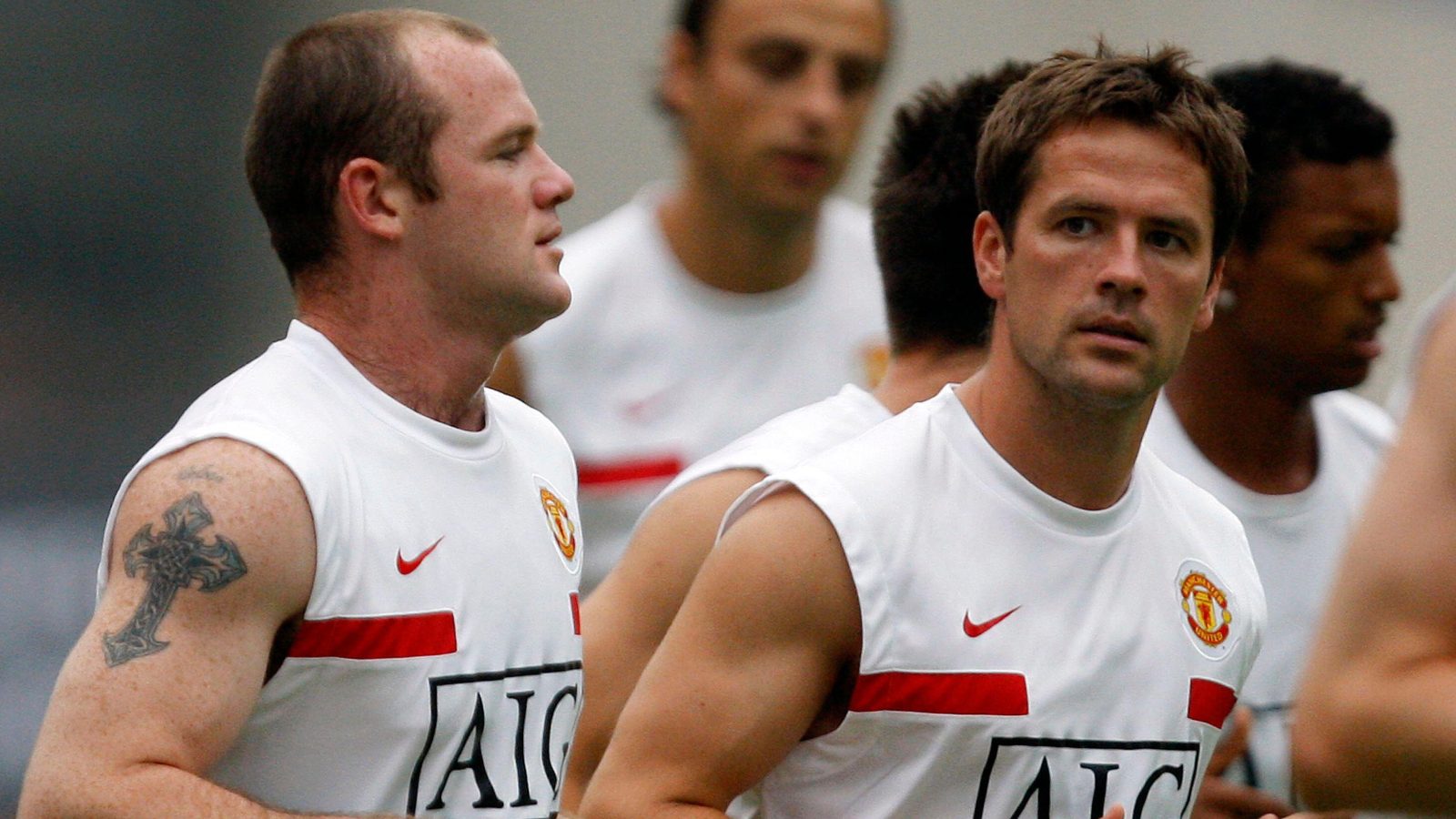 Michael Owen defends himself in Wayne Rooney debate with factual but insecure response