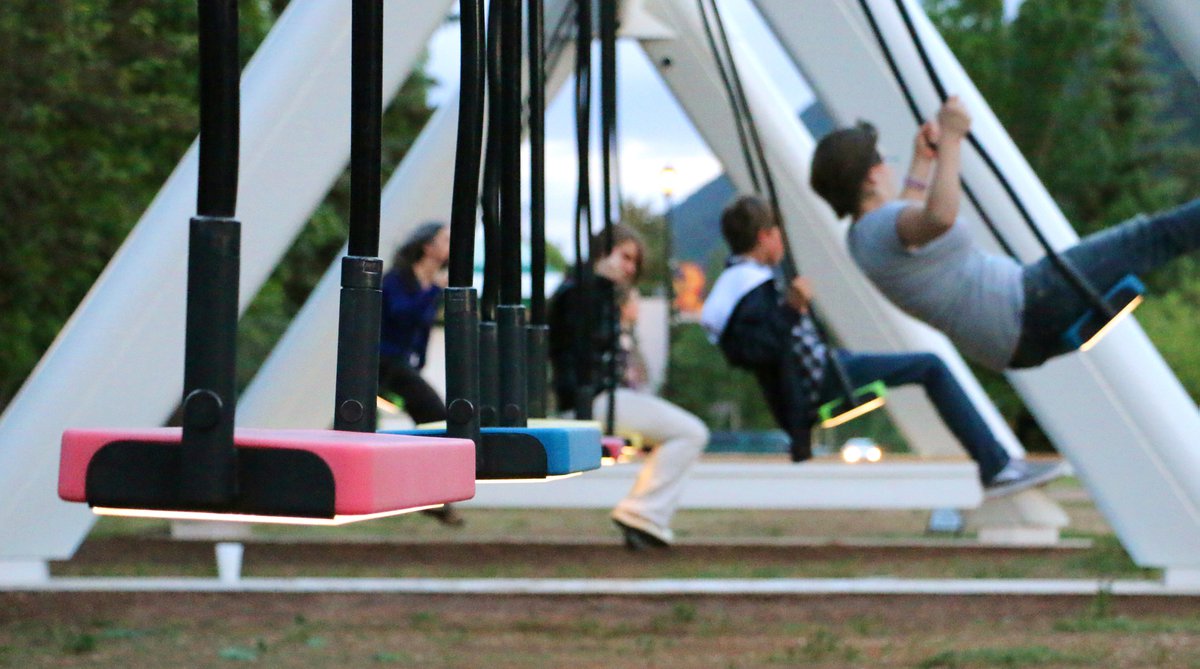 ’Musical Swings’ at Fort Worth Botanic Garden | Fall Fun 2025