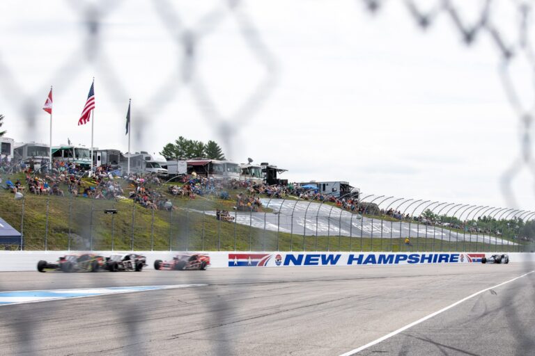 New Hampshire Motor Speedway - NASCAR Whelen Modified