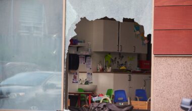 Toddler dead, six other children injured after car crashes into Ontario daycare