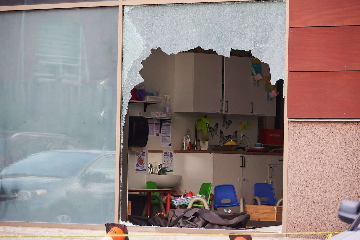 Toddler dead, six other children injured after car crashes into Ontario daycare