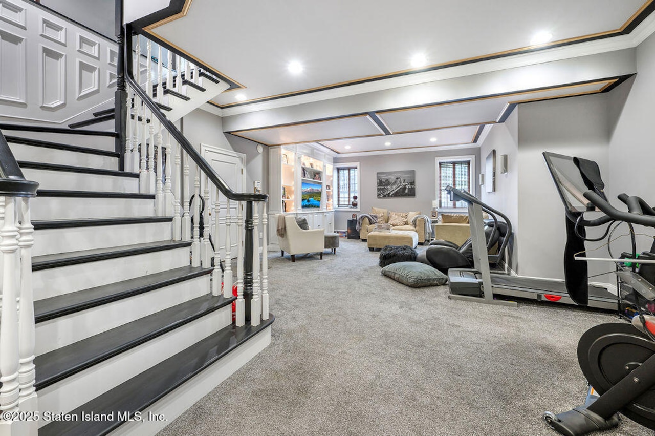 373 Ocean Terrace