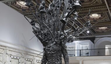 Towering bronze sculpture from famed Chicago artist coming to Meijer Gardens