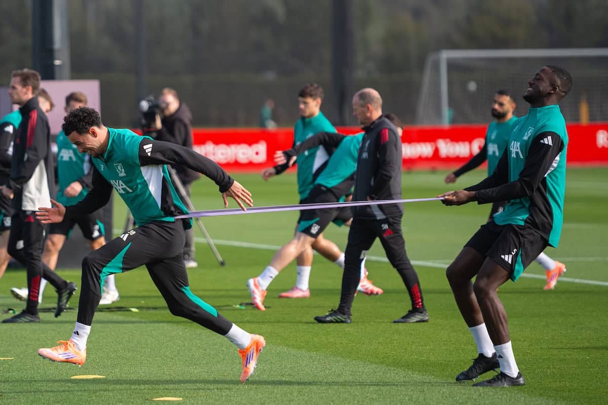 LIVERPOOL, ENGLAND - Monday, September 29, 2025: Liverpool team-mates Curtis Jones (L) and Ibrahima Konaté during a training session at the AXA Training Centre ahead of the UEFA Champions League match between Galatasaray A.?. and Liverpool FC. (Photo by Richard Martin-Roberts/Propaganda)