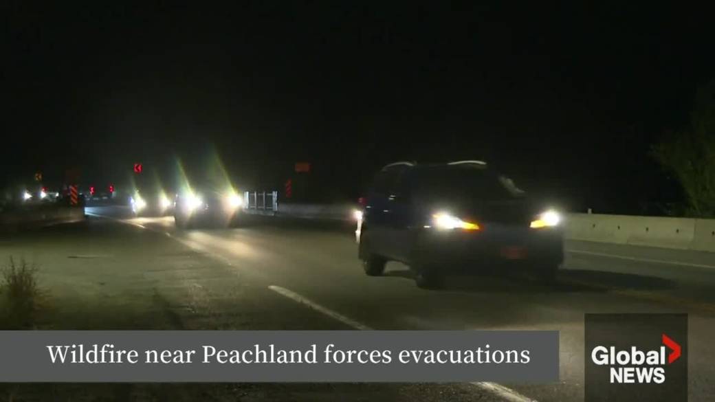 Click to play video: 'Peachland wildfire forces quick evacuations'
