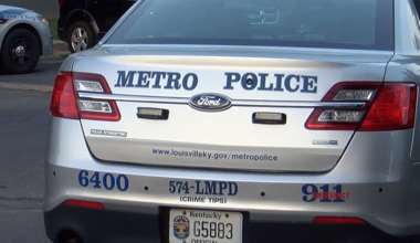 Man found shot, killed inside car in Phoenix Hill neighborhood