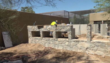 Phoenix Zoo creates air-conditioned habitat to protect desert wildlife from the extreme heat