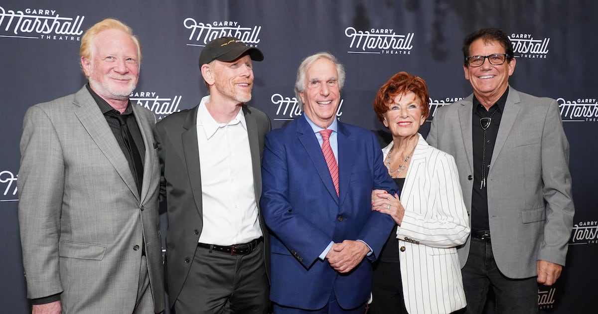 ‘Happy Days’ cast reflects on early fame and lifelong friendship – Deseret News