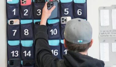 Jersey City considers classroom cellphone ban: What parents should know